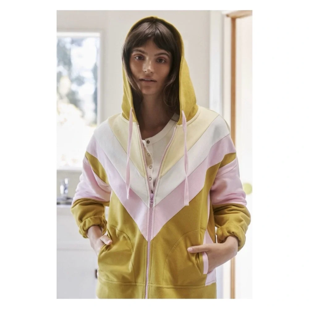 NWOT Anthropologie Daily Practice Candie Zip Up Hoodie in Chartreuse Size Medium